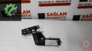 CİTROEN C-CROSSER ÇIKMA SAĞ SİS FAR BRAKETİ OEM; 8301A796