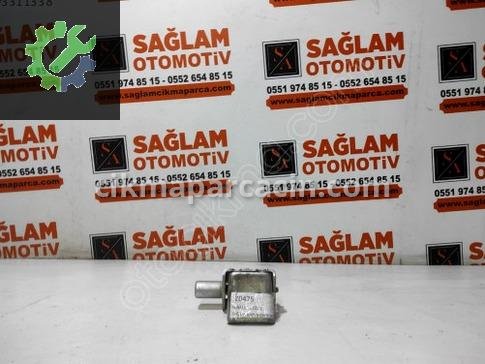 Renault Clio Kapı Menteşesi çıkma parça