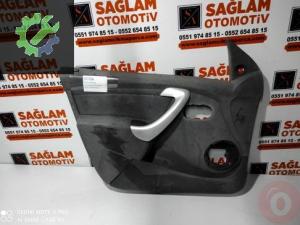 DACİA SANDERO ÇIKMA SOL ÖN KAPI DÖŞEMESİ OEM; 8200857130