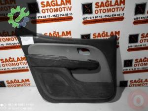 FİAT DOBLO 05-09 ÇIKMA SOL ÖN KAPI DÖŞEMESİ OEM; 210990002