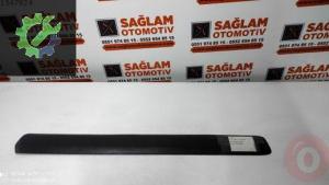 FİAT DOBLO 06-09 ÇIKMA SOL ÖN KAPI BANDI OEM; 735388382