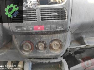 FİAT DOBLO ÇIKMA KİLİMA KONTROL PANELİ