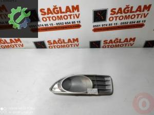 FİAT LİNEA 07-20 ÇIKMA SOL SİS FAR KAPAĞI OEM; 735422020