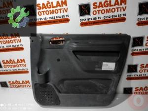 FİAT SCUDO 2000 ÇIKMA SAĞ ÖN KAPI DÖŞEMESİ