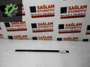 FİAT TİPO ÇIKMA SOL ÖN İÇ CAM SIYIRICISI