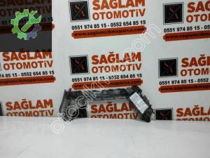 FORD FİESTA 08-13 ÇIKMA SOL ARKA TAMPON BRAKETİ OEM; 8A61-17A881