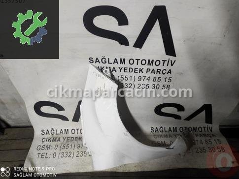 Ford Fiesta Sağ Ön Çamurluk çıkma parça