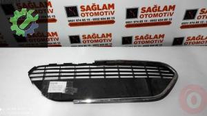 FORD FOCUS 08-11 ÇIKMA ÖN TAMPON IZGARASI OEM; 8M5117B968