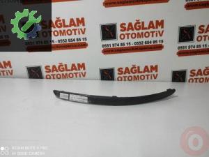 FORD FOCUS 2001 ÇIKMA SAĞ ÖN TAMPON BANDI OEM; 2M51-17E908