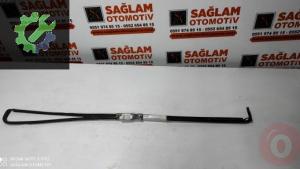 FORD FOCUS 2005 ÜSTÜ ÇIKMA ÖN CAM ÇİTASI OEM; 4M51-A03194