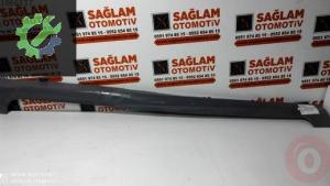 FORD FOCUS HB 08-11 SOL MARŞPİYEL PLASTİĞİ OEM; 8M59-10191