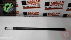 HONDA CİVİC 1997 ÇIKMA SAĞ ÖN KAPI ÇİTASI OEM; 75302S040030