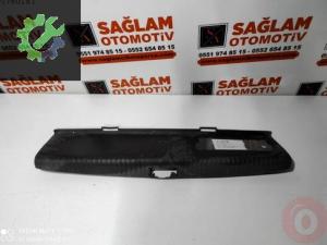 HYUNDAİ ACCENT 03-06 ARKA KİLİT KAPLAMASI OEM; 8577025050