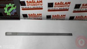 HYUNDAİ ACCENT ERA ÇIKMA SAĞ ÖN KAPI ÇİTASI OEM; 87722-1E000