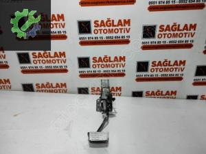 HYUNDAİ İ20 2010 ÇIKMA FREN PEDALI OEM; 32800-1J230