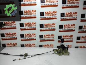 HYUNDAİ İ20 2010 ÇIKMA VİTES KOLU VE MEKANİZMASI OEM; 46700-1J420