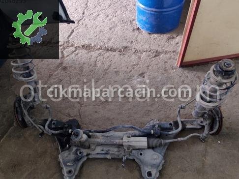 Hyundai i20 Arka Dingil çıkma parça
