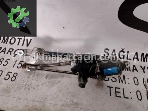 Hyundai i30 Silecek Motoru çıkma parça