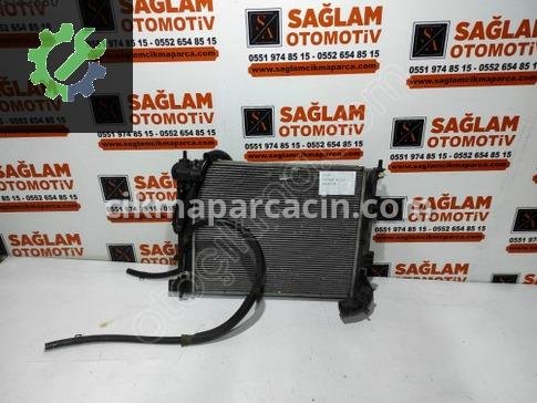 Hyundai i30 Motor Su Radyatörü çıkma parça