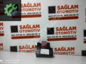 İVECO DAİLY 14-19 ÇIKMA AKÜ ARTIKUTUP BAŞI KAPAĞI 5801642278 OEM 5801642278