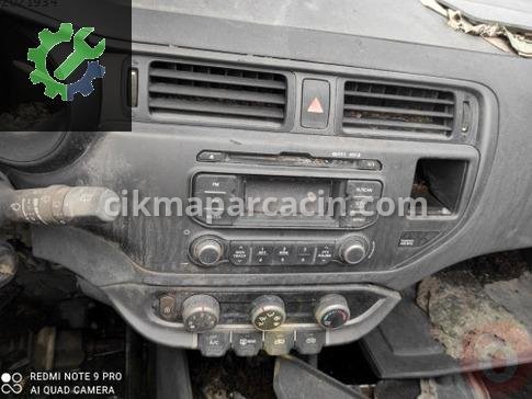 Kia Rio Klima Kontrol Paneli çıkma parça