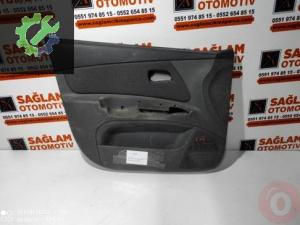 KİA RİO ÇIKMA SOL ÖN KAPI DÖŞEMESİ OEM; 82350-1G010