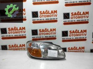 KİA SPECTRA-CERATO 2007 ÇIKMA SAĞ ÖN FAR OEM; 92102-2F5XX