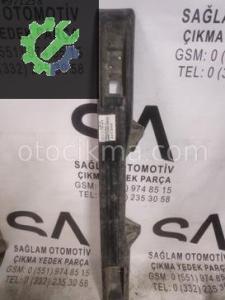 LANDROVER FREELANDER-1 ARKA TAMPON DEMİRİ OEM; AWR5005