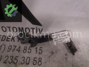 LANDROVER FREELANDER 2 ARKA TAMPON SOL BRAKETİ OEM; 6H52-17A