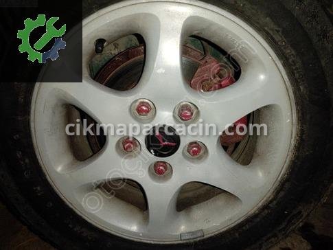 Mazda 626 Çelik Jant çıkma parça