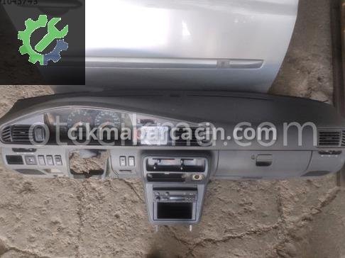 Mazda 626 Komple Torpido çıkma parça