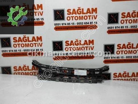 Mercedes-Benz CLA Tampon Braketi çıkma parça