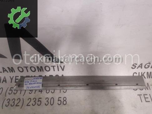 Mercedes-Benz E Serisi Kapı Bandı & Çıtası çıkma parça