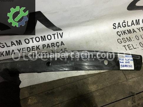 Mercedes-Benz E Serisi Kapı Bandı & Çıtası çıkma parça