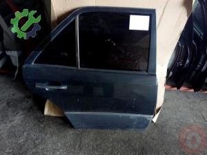 MERCEDES E200 ÇIKMA SAĞ ARKA KAPI