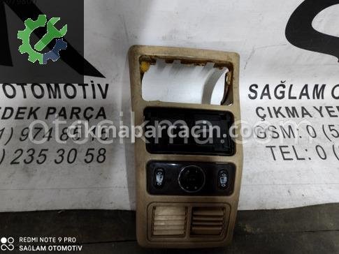 Mercedes-Benz SL Orta Konsol çıkma parça