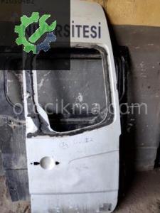 MERCEDES SPRİNTER SAĞ KAPI
