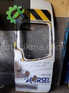 MERCEDES T 310 CDI SAĞ BAGAJ KAPI