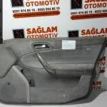 MERCEDES W203 ÇIKMA SAĞ ÖN KAPI DÖŞEMESİ OEM; 000077537