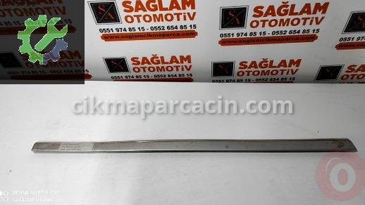 Mercedes-Benz E Serisi Kapı Bandı & Çıtası çıkma parça