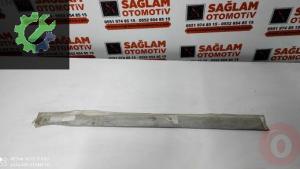 MİTSUBİSHİ COLT ÇIKMA SOL ÖN KAPI ÇİTASI OEM; 5727A231