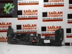 MİTSUBİSHİ LANCER 08-13 ÇIKMA ÖN PANEL ÜST KAPLAMASI 6400A831