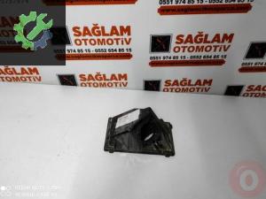 NİSSAN 75F00 ÇIKMA HAVA FİLTRE KUTUSU ÜSTÜ
