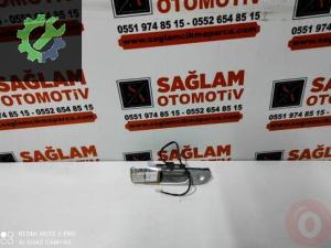 NİSSAN PRİMERA P11 96-01 ARKA BAGAJ AÇMA KOLU OEM; SA853011