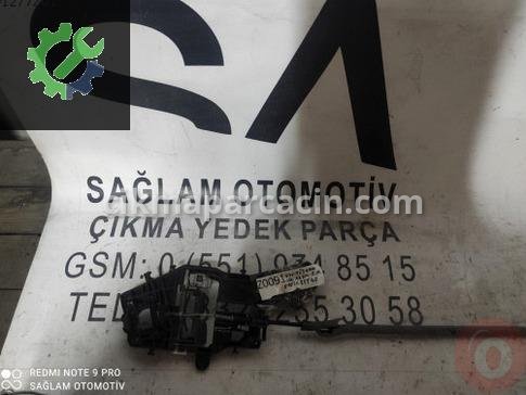 Volkswagen Tiguan Kapı Kilidi çıkma parça