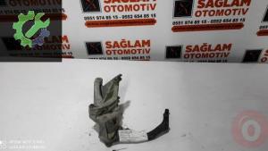 OEM; 028145531D VW GOLF-3 ÇIKMA DİREKSİYON POMPA TUTUCUSU