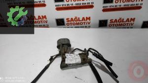 OEM; 074189207 VW T4 ÇIKMA HİDROLİK DİREKSİYON BRAKETİ