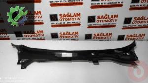 OEM; 1308809070 FİAT FİORİNO ÇIKMA CAM ÖNÜ IZGARASI