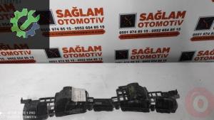 OEM; 13225772 OPEL ASTRA-H ÇIKMA ÖN TAMPON ORTA BRAKET