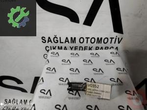 OEM; 13251936 OPEL ASTRA-J 04-17 ÇIKMA PLAKA LAMBASI